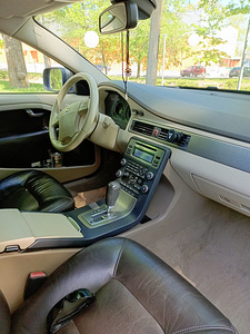 Volvo XC70 (3 foto / 7)