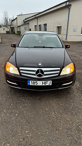 Mercedes 180c 2.1 d (1 foto / 7)
