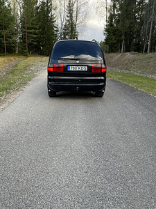 Автомобиль (5 фото из 5)