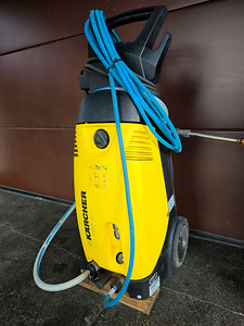 Tööstuslik Karcher HD 895S Survepesur (380V) (2 foto / 3)