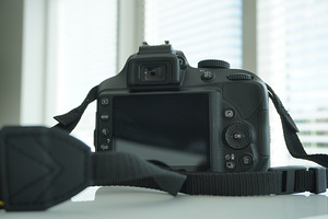 Nikon D3400 (5 фото из 6)
