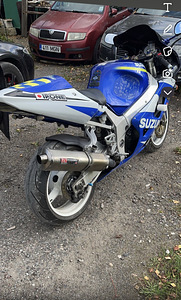 Vahetan ära Suzuki gsrx 600 mk2 (2 foto / 3)