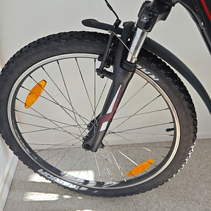 Meeste maastikujaldratas MERIDA CrossWay 26 " tolli. (10 foto / 10)