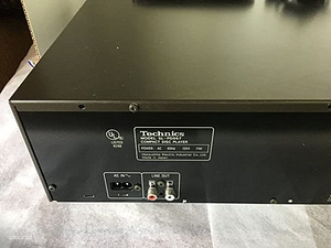 Technics SL-PD867 MASH 5 Disc CD Changer Player (8 foto / 8)