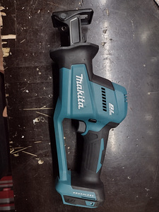 Makita DJR189 TIIGERSAAG (1 foto / 3)