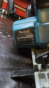 Makita dhs680 + 5ah аккумулятор 18v (3 фото из 3)