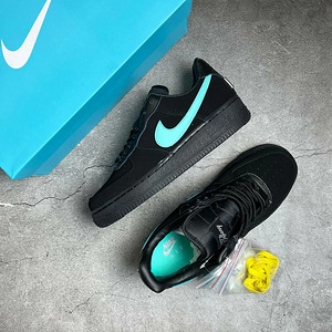 Nike air force 1 (1 фото из 3)