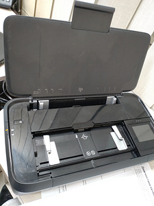 Mobiilne multifunktisoonalne printer HP OfficeJet 252 Mobile (2 foto / 6)