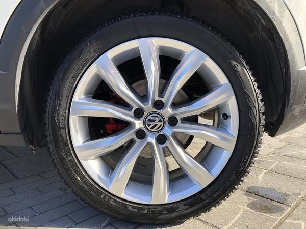 VW T-Roc 2.0 полноприводный 2019a (фото #9)