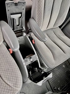 Chrysler Voyager 2.8 2005 (14 foto / 15)