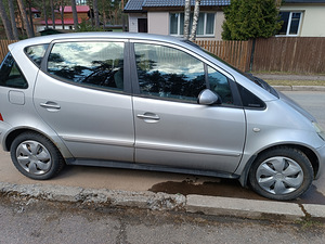Mercedes Benz A170 CDI varuosadeks või korda tegemiseks (3 foto / 6)