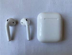 Kõrvaklapid AirPods 2 gen (3 foto / 3)