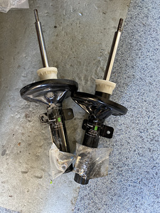 Eesmised amortisaatorid Ford Mondeo MK1,2 (2 foto / 2)