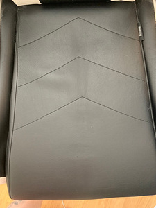 DXracer Racing (4 фото из 4)