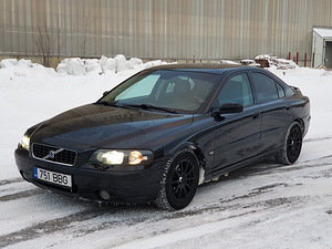 Volvo s60 120kw D5 (1 foto / 8)
