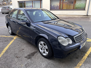 Mercedes-Benz C200 CDI (4 foto / 8)
