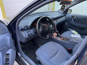 Mercedes-Benz C200 CDI (6 foto / 8)