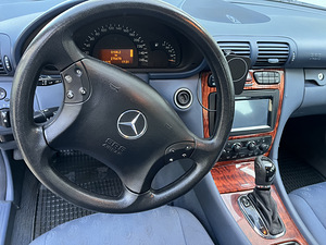 Mercedes-Benz C200 CDI (7 foto / 8)