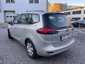Opel Zafira Tourer 1.8 103kw (4 foto / 6)