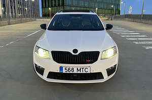 Skoda Octavia VRS 2.0 TDI DSG 135kW (8 foto / 15)