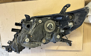 Land Cruiser 150 8118560J20 8114560J20 (4 foto / 4)