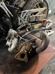Turbokompressor (2 foto / 3)