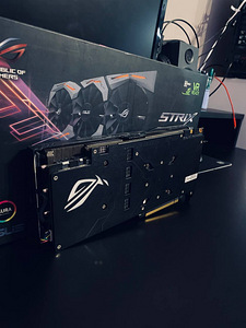 Asus Rog Strix GTX 1080 (3 foto / 3)