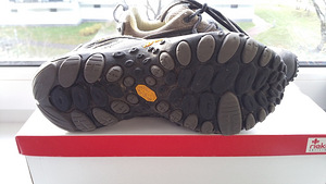 35 Merrell Vibram tossud (2 foto / 2)