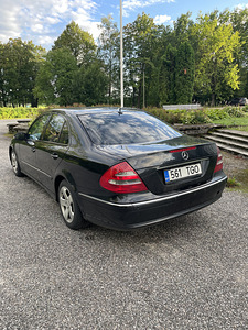 Мерседес-Бенц Е 270 CDI (4 фото из 11)