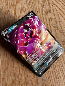 Müüa Ultra Rare Pokemon Kaardid (6 foto / 10)