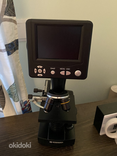 Bresser LCD Student 8,9 cm (3,5") Digitaalne mikroskoop (foto #1)