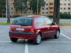 Renault Clio 1.2 For Rent BOLT/WOLT/FUDY (1 foto / 8)
