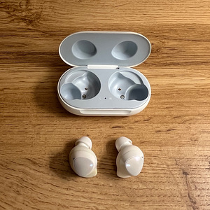 Samsung Galaxy Buds+ (2 foto / 3)