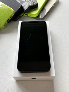 iPhone 13 128GB Midnight Black (4 foto / 4)