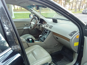 Volvo XC90 diisel, automaat, 7 kohta (6 foto / 12)