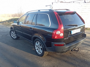Volvo XC90 diisel, automaat, 7 kohta (11 foto / 12)