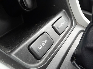 Suzuki SX4 S-Cross 2013 ATM 4WD käigukastirikkega (9 foto / 14)