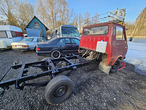 Toyota Hiace 1976. 1.6L bensiin (9 foto / 10)