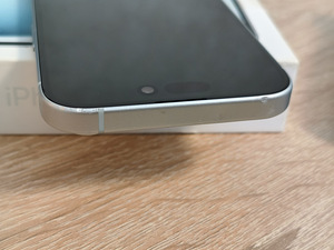 iPhone 15 128 GB (4 foto / 6)