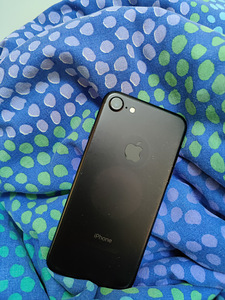 iPhone 7 32GB Black 100% Aku (1 foto / 3)