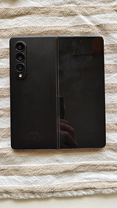 Galaxy Fold 4 256gb (1 foto / 3)