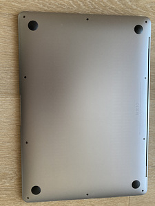 Apple macbook air 2020 M1 256GB 8GB (2 foto / 3)