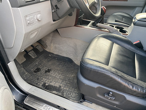 Kia Sorento (6 фото из 15)
