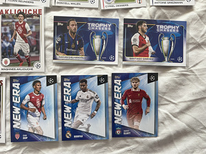 Футбольные карты - Topps 2024/25 UCC различные (3 фото из 4)