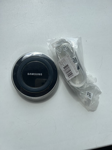 Samsung беспроводное зарядное устройство + новый кабель для зарядки