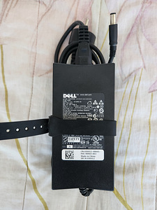 Dell laadija / adapter 130W (19.5V 6.7A 7.4mm)