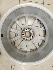 18" Audi originaalveljed 5x112 (keskava 66,6) (8 foto / 10)