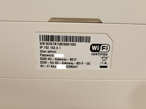 Telia Huawei E5186 4G WIFI ruuter (2,4GHz ja 5GHz) (4 foto / 5)
