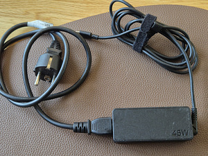 Lenovo 45W USB-C laadija (2 foto / 2)