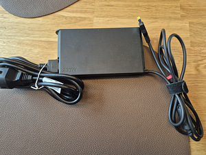 Lenovo 230W laadija / adapter (Slim Tip) (3 foto / 4)